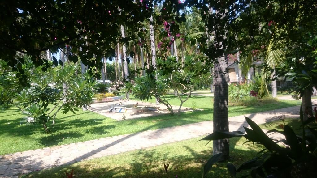 Catsen Bungalows & Rooms Муйне Экстерьер фото